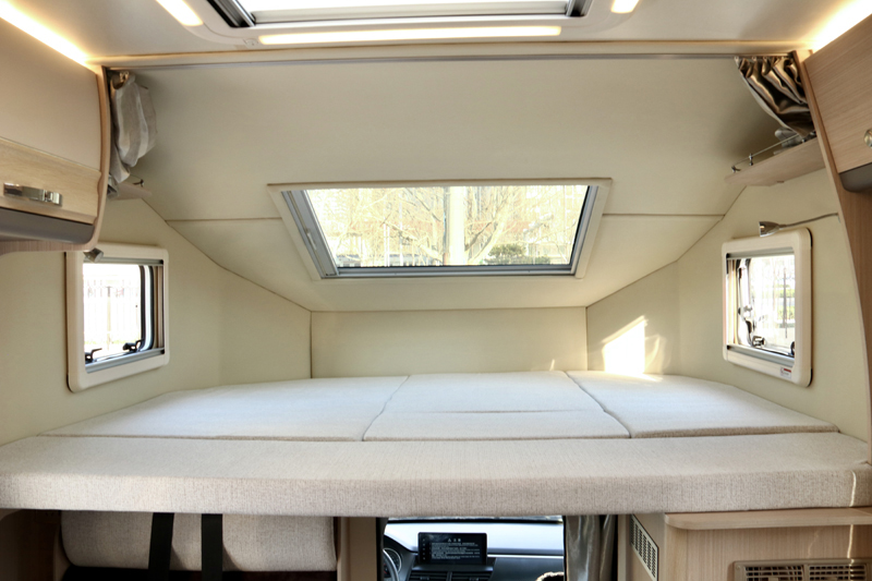 北京展會開展，房車種類還挺多