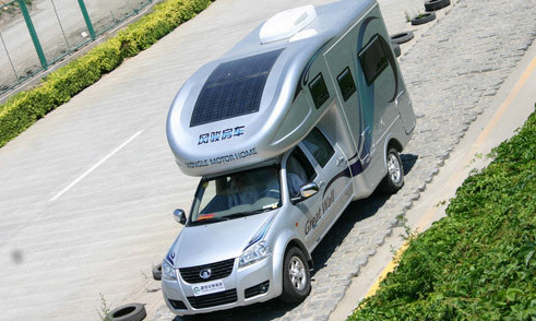 你沒看錯，歡迎來到2012年的房車世界！