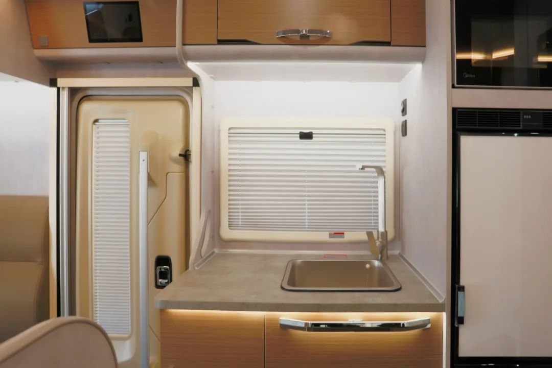 向“偽性價(jià)比”房車出擊，第五代塞拉維來襲！