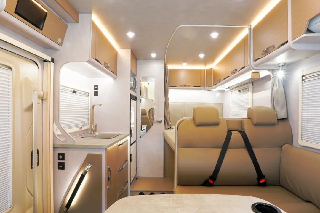 向“偽性價(jià)比”房車出擊，第五代塞拉維來襲！